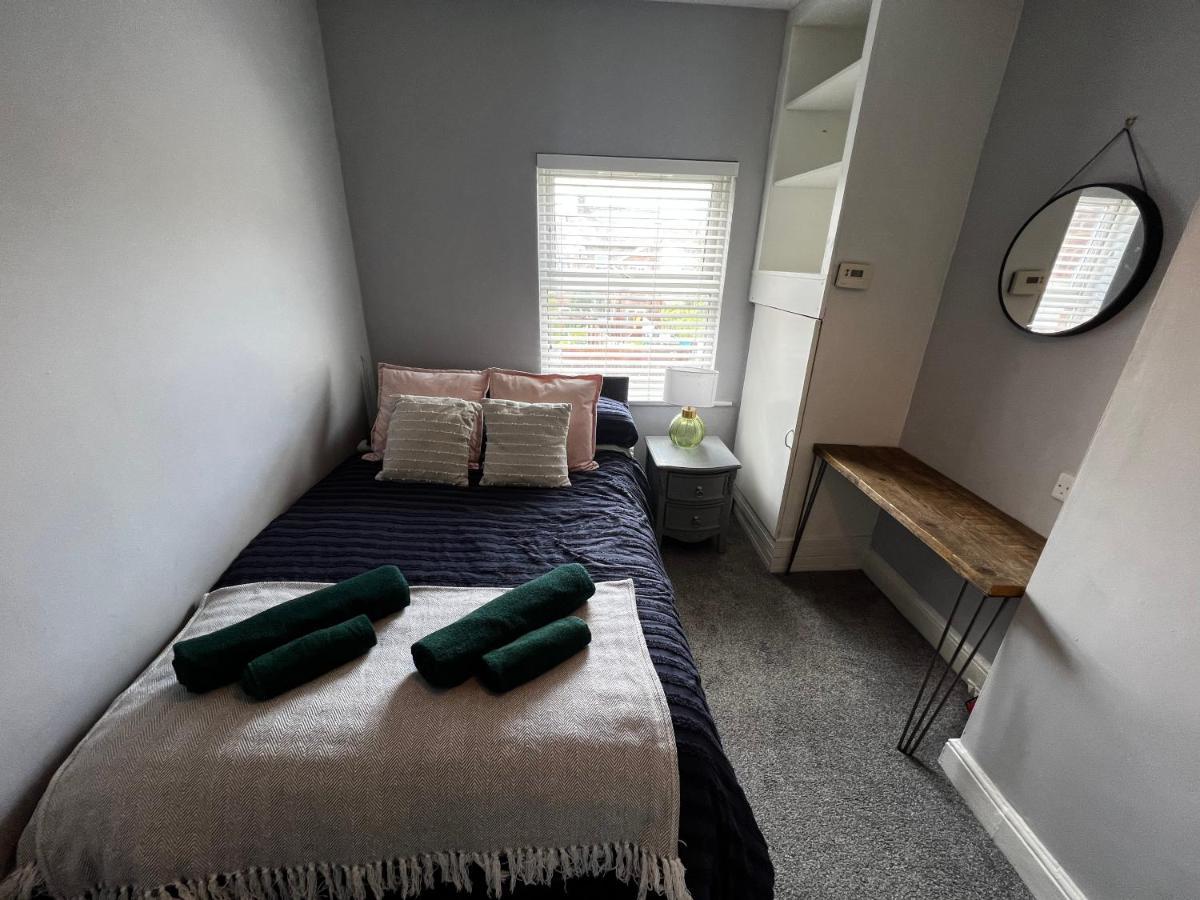 The Terrace Chester, Modern 3 Bed House מראה חיצוני תמונה